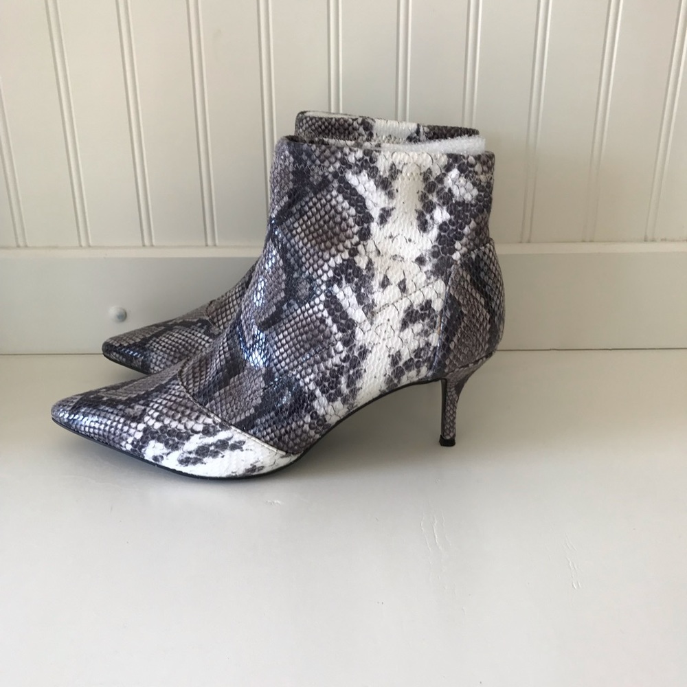 Charles By Charles David Booties - image 5